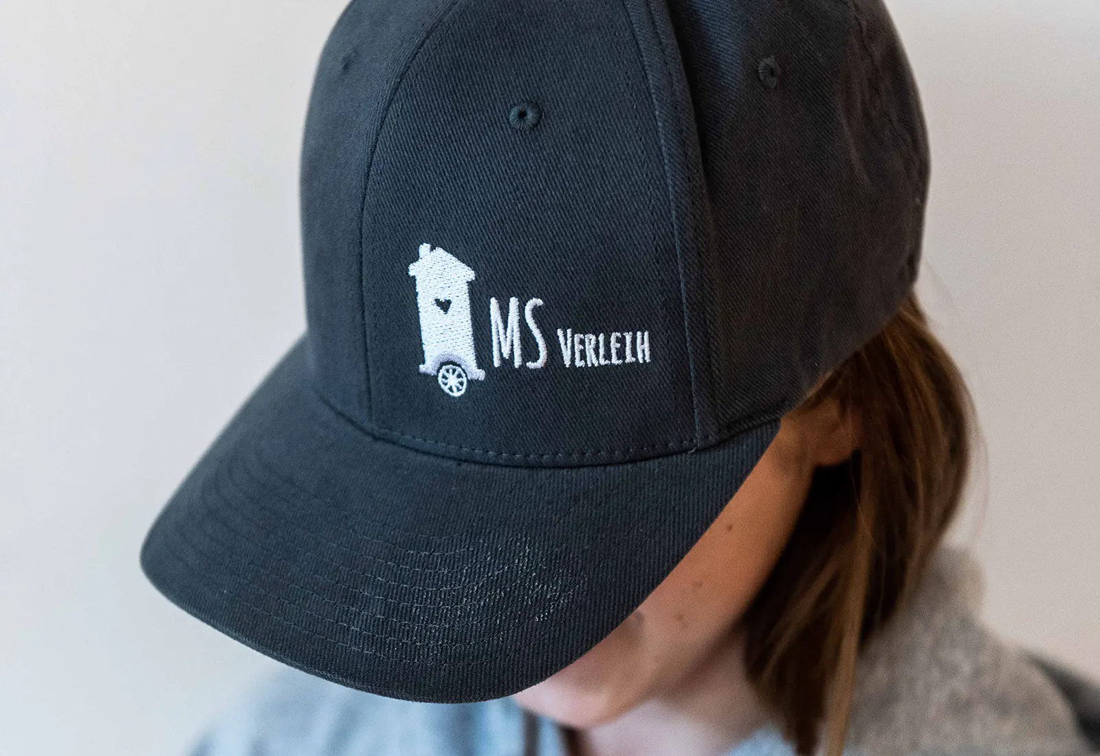 bs-brigitte-schmidbauer-berufsbekleidung-index-caps-muetzen-header