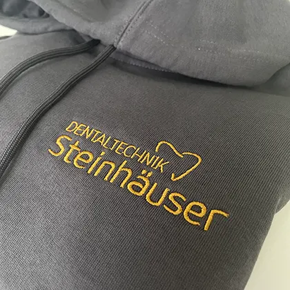 bs-brigitte-schmidbauer-berufsbekleidung-produkte-tshirts-poloshirts-longsleeves-sweatshirts-hoodies-11